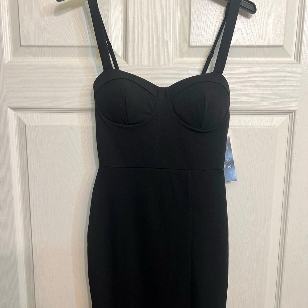 Sweetheart-Neck Side-Slit Gown black - Picture 6 of 6